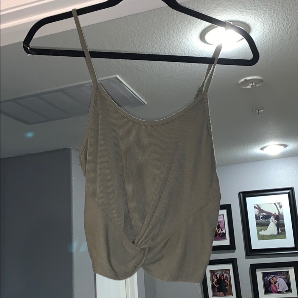 crop top